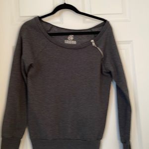 Chaser Collection long sleeve off shoulder sweatshirt in size small